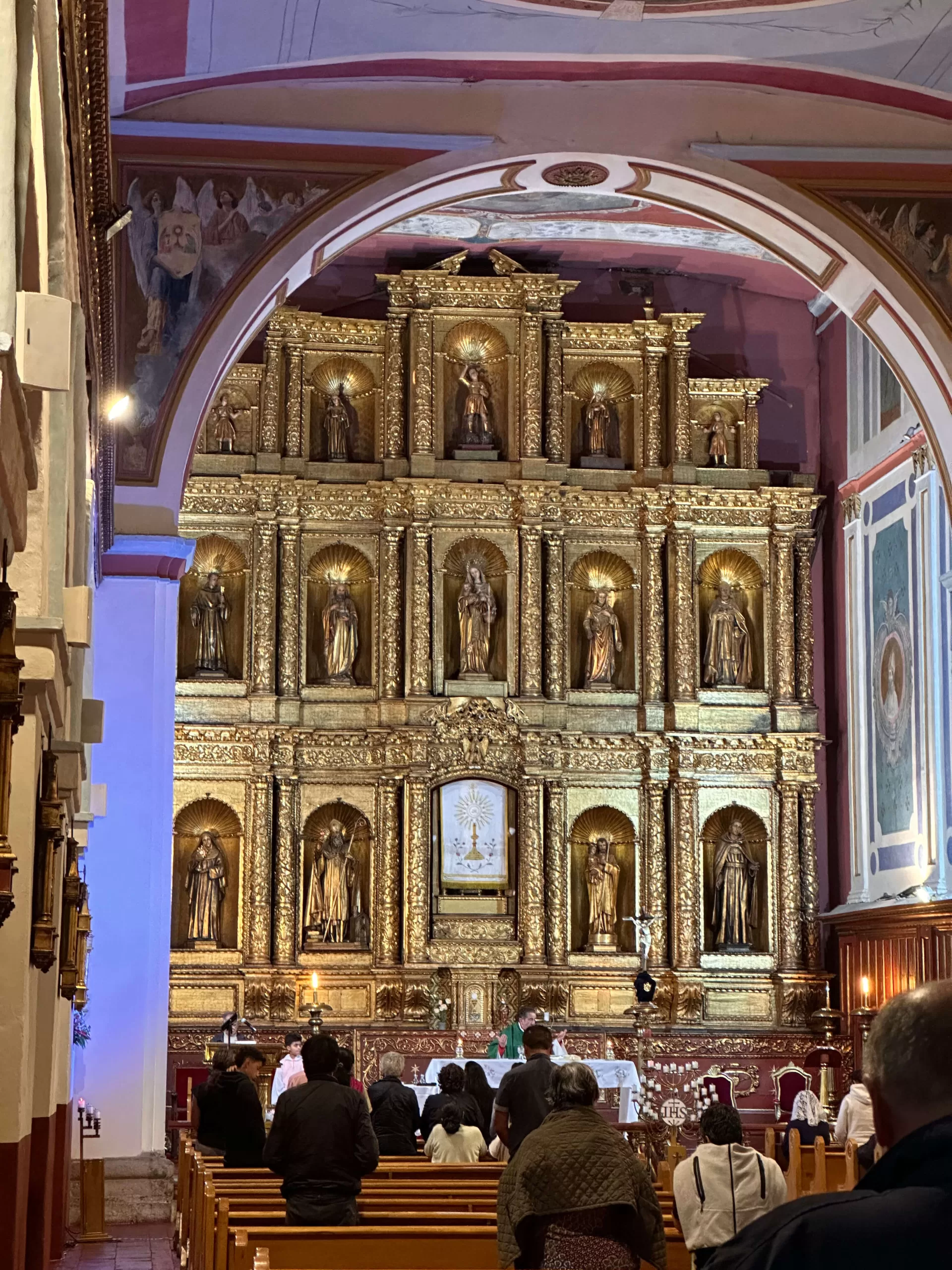 Interior de la Iglesia de Nuestra Señora de la Candelaria