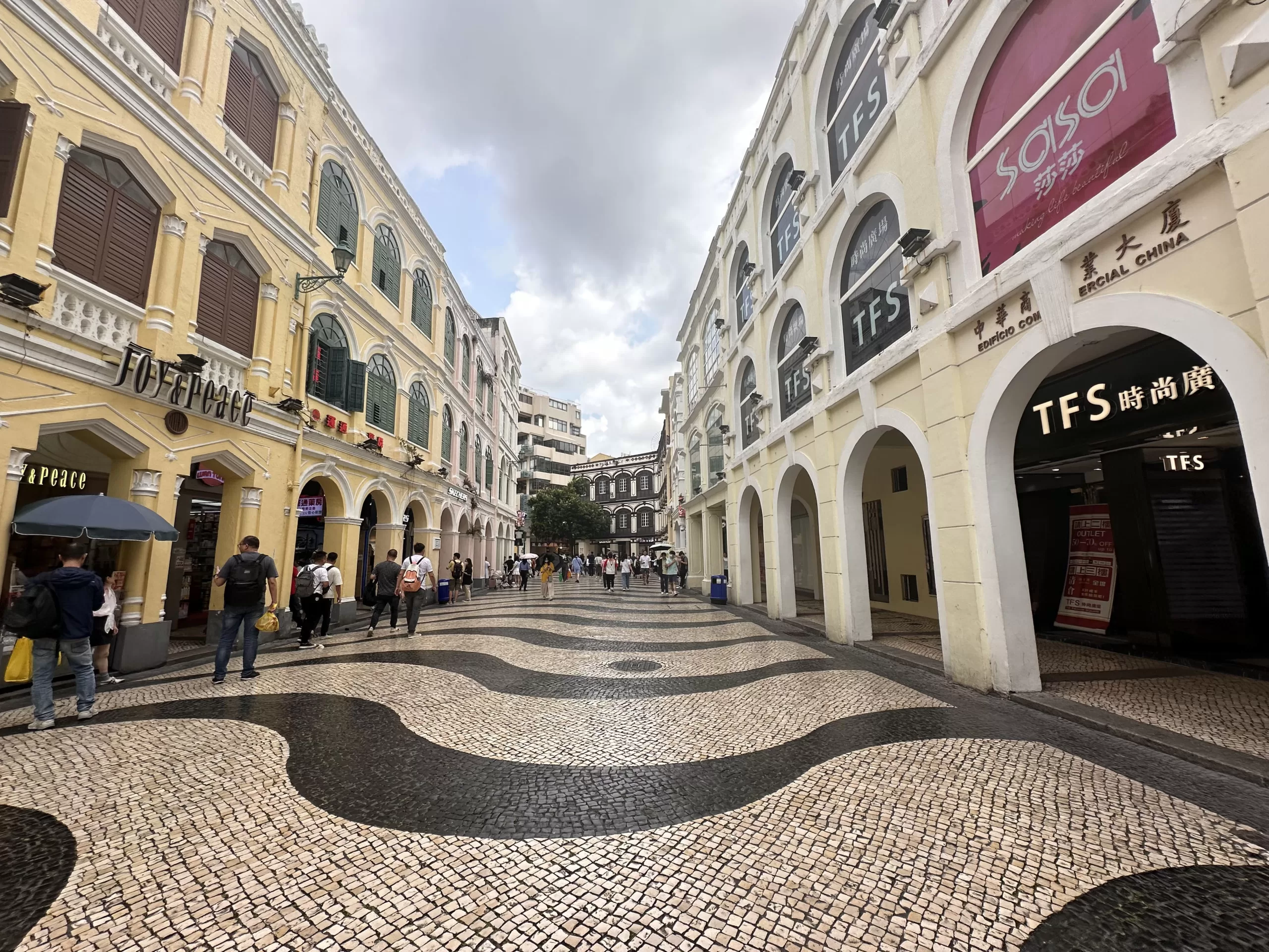 Pasear por el Largo do Senado