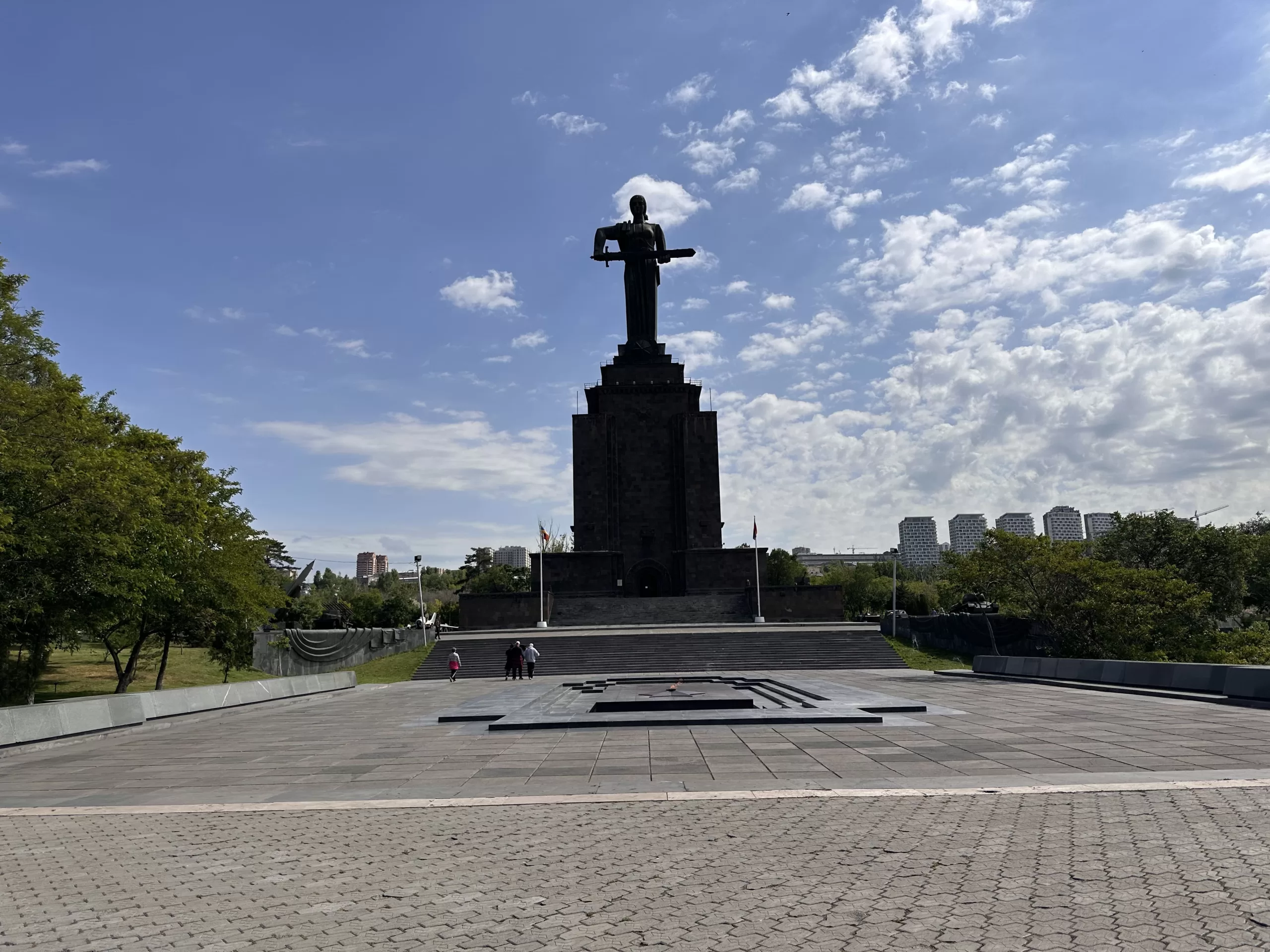 Madre Armenia en Ereván - Qué ver en Armenia en 5 días