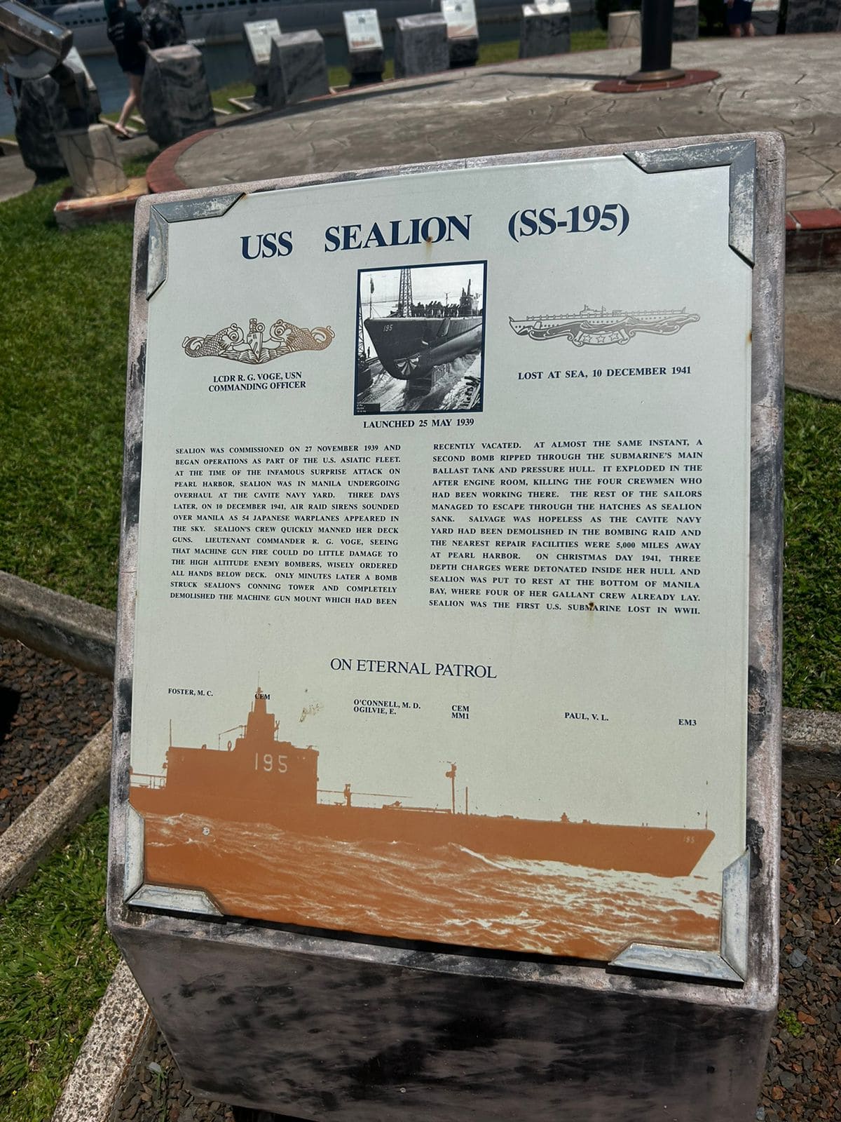 USS Sealion en Pearl Harbor
