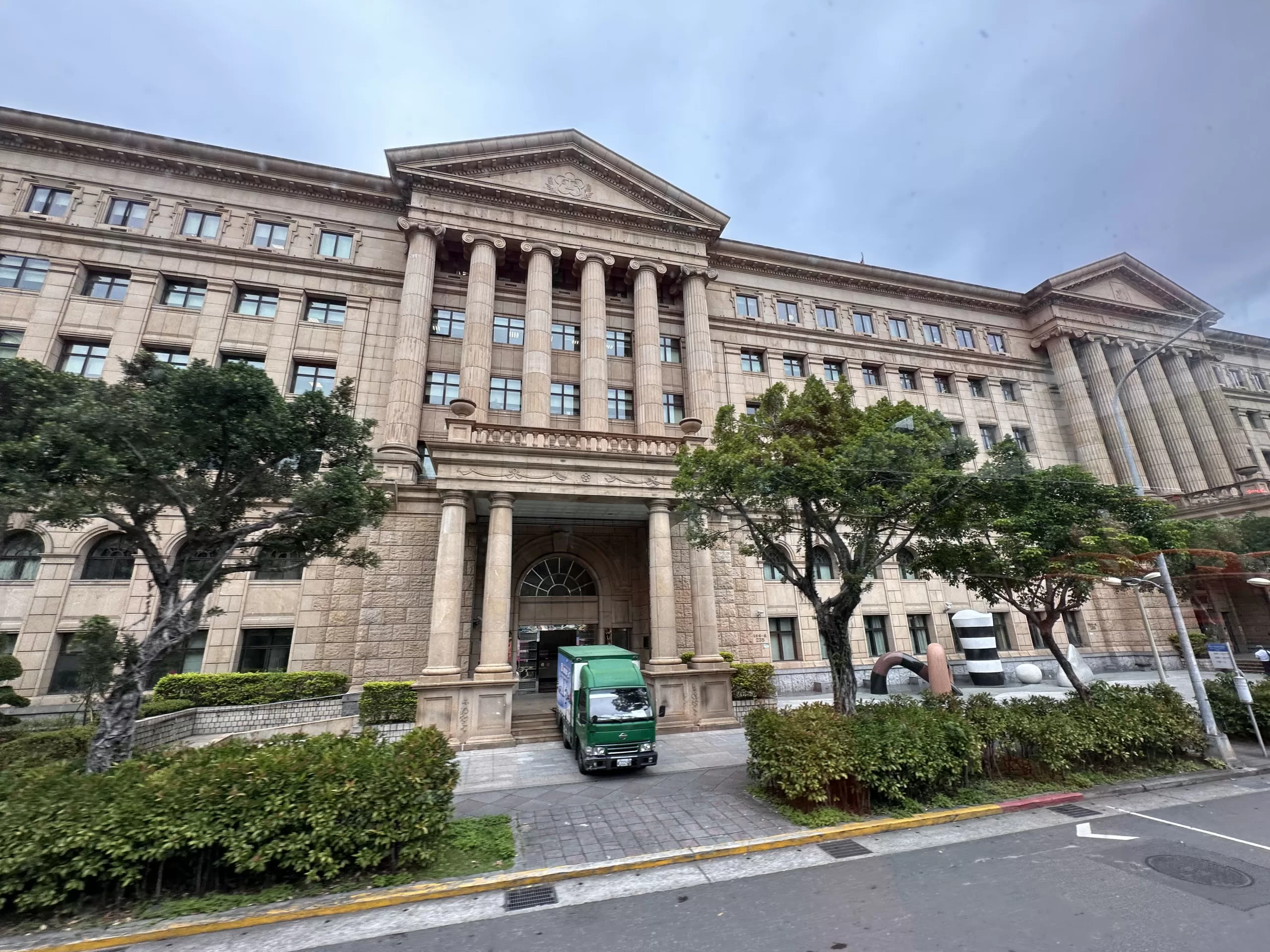 Places to visit n Taipei Taiwan