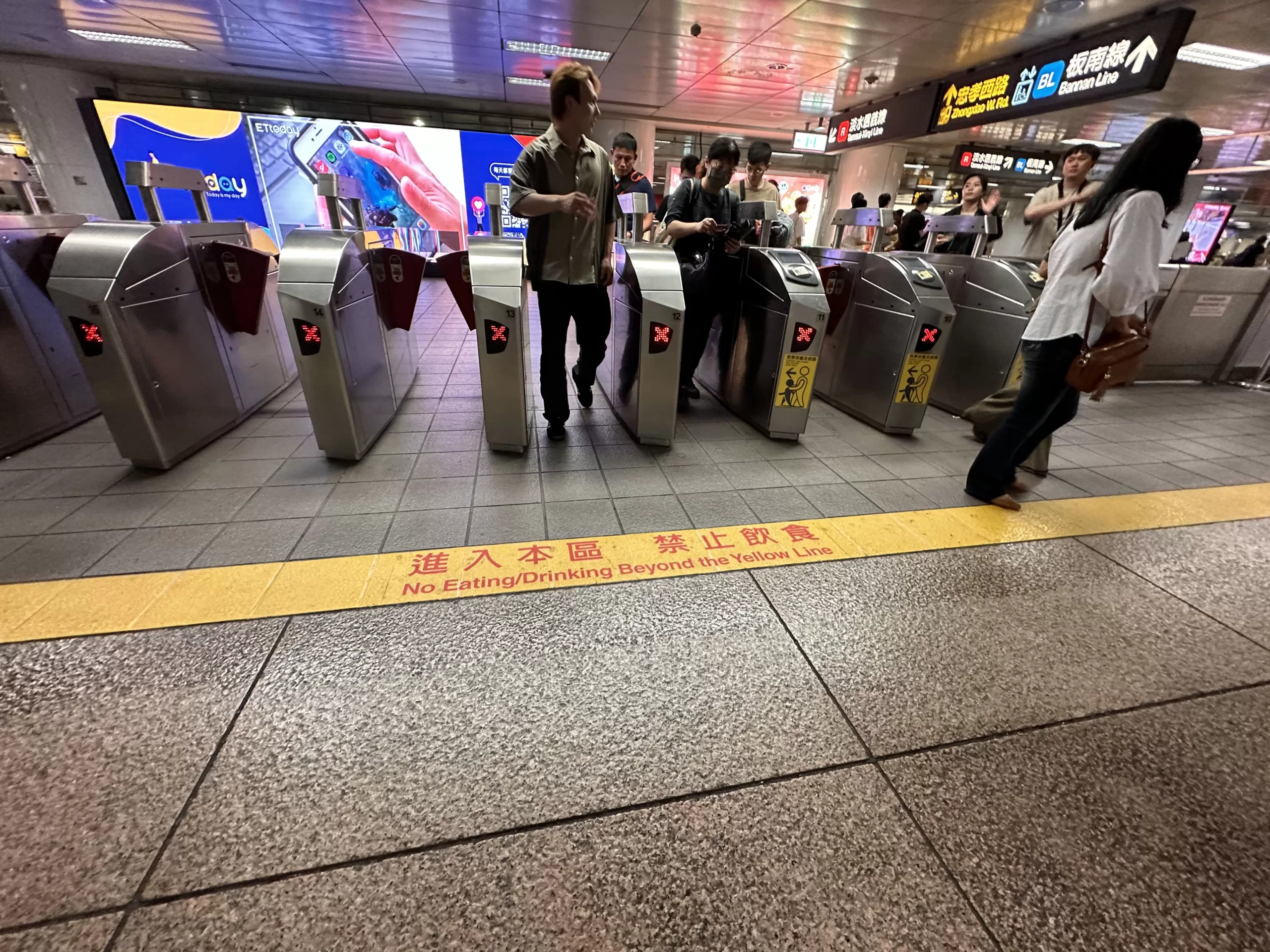 Taipei Metro - Places to Visit in Taipei