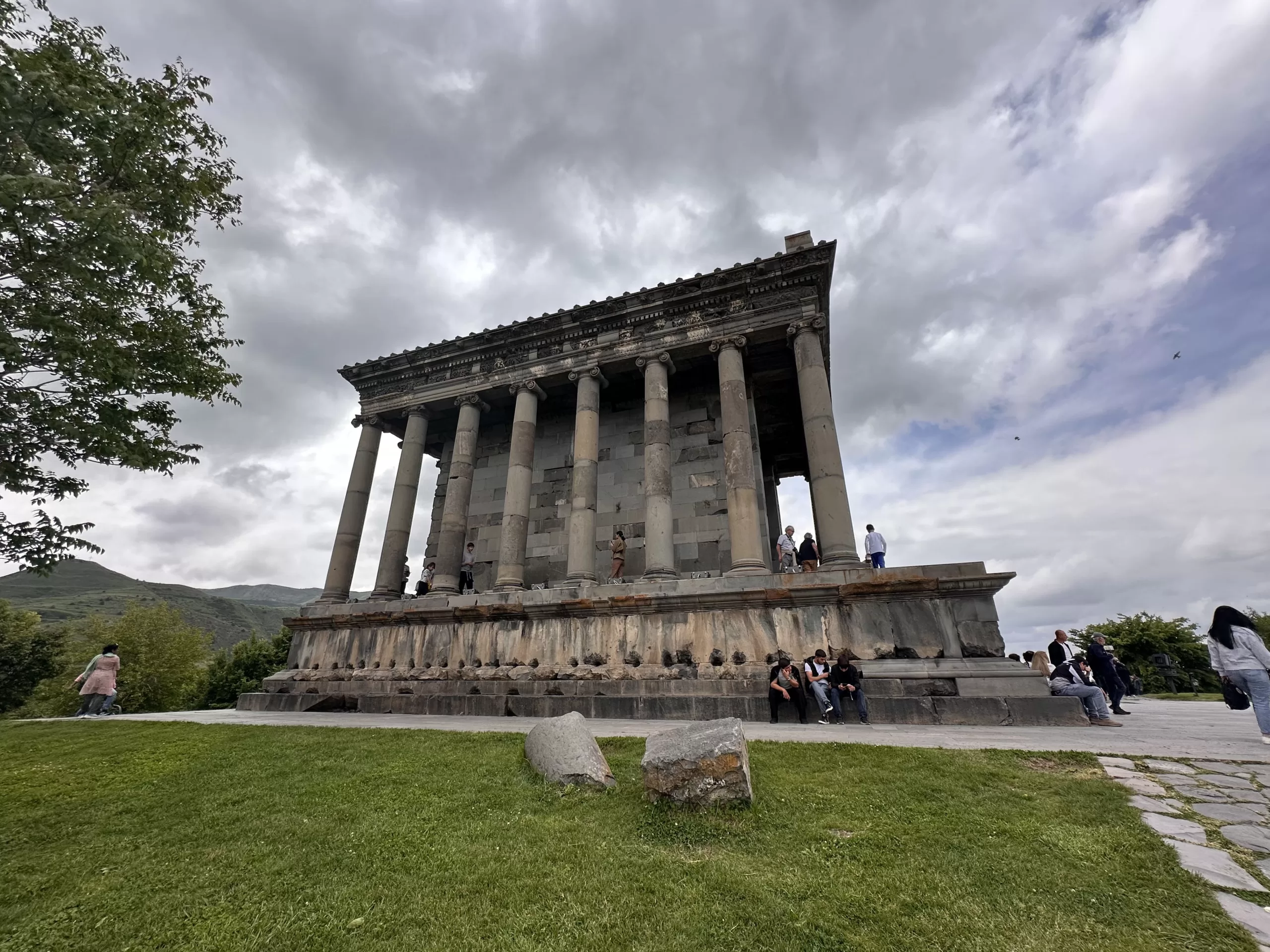 Visitar el Templo Garni en Armenia