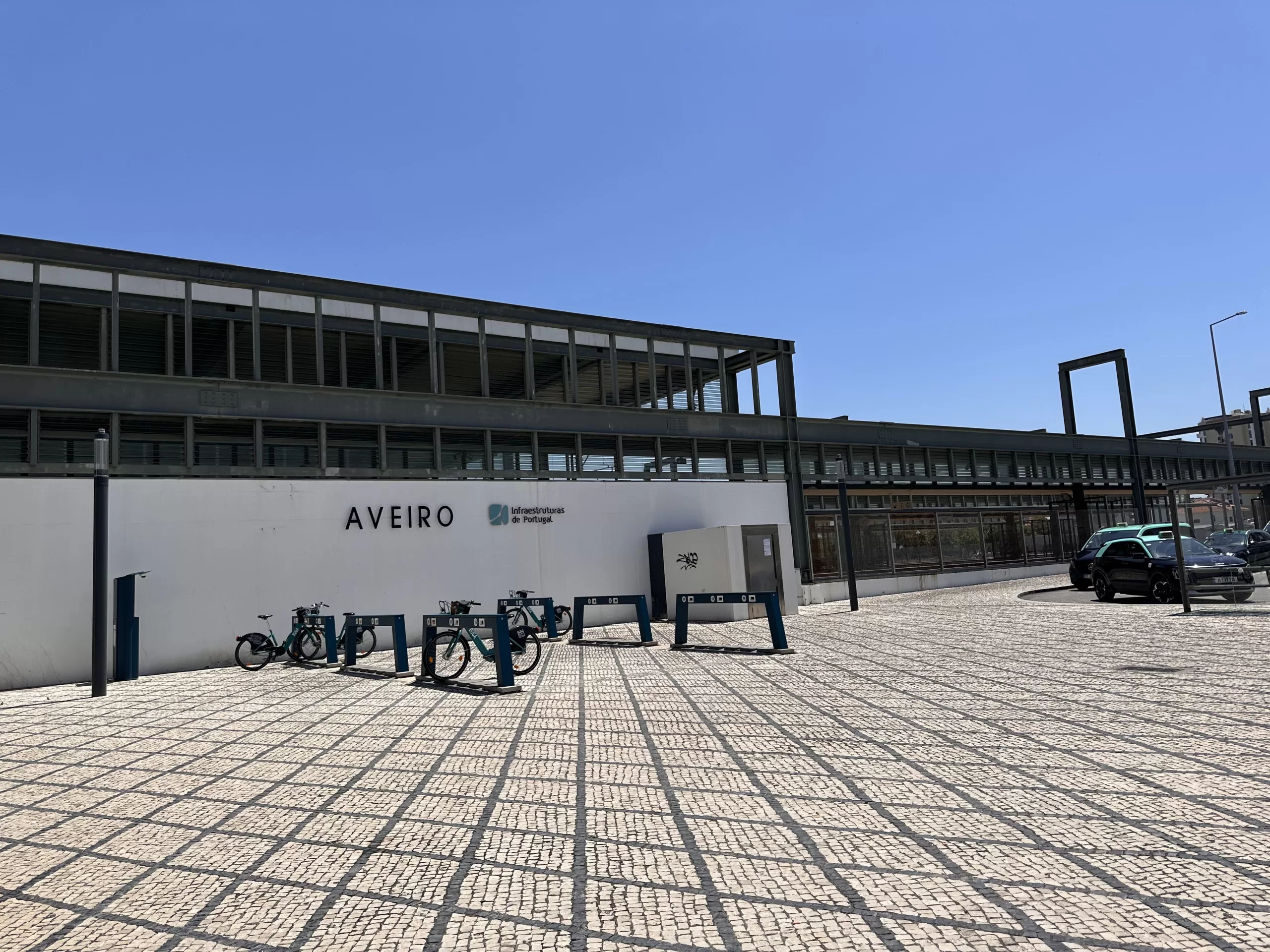 Estación de trenes nueva de Aveiro