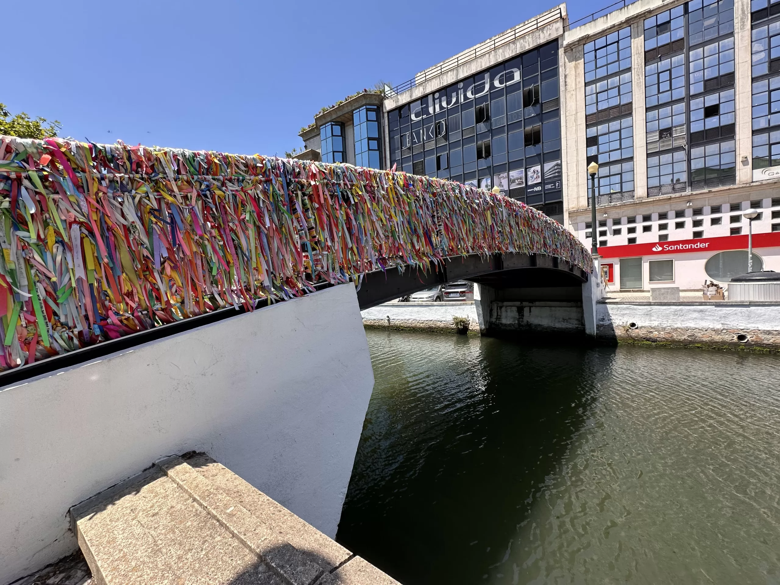 Ponte dos Laços de Amizade