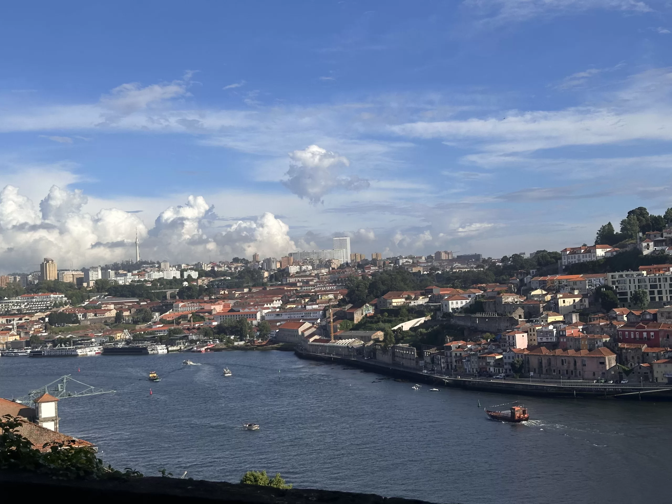 Vistas panorámicas a la ciudad de Oporto