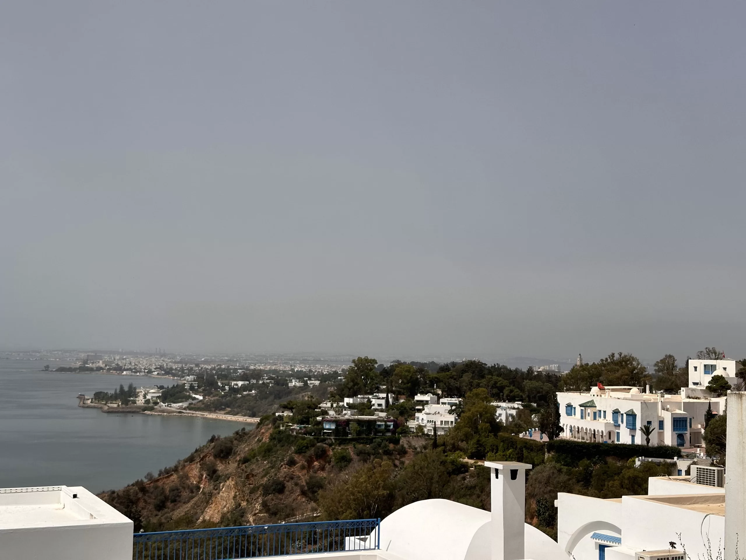 Casas Blancas frente al Golfo de Túnez