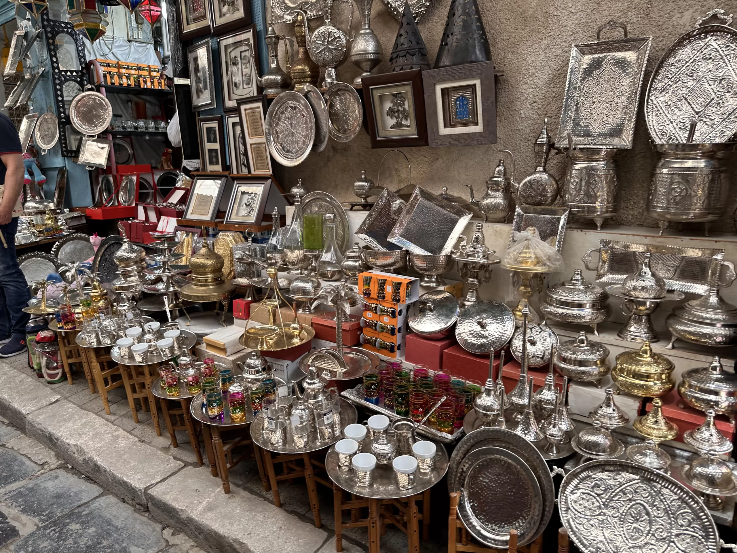 Souvenirs en la medina de Túnez