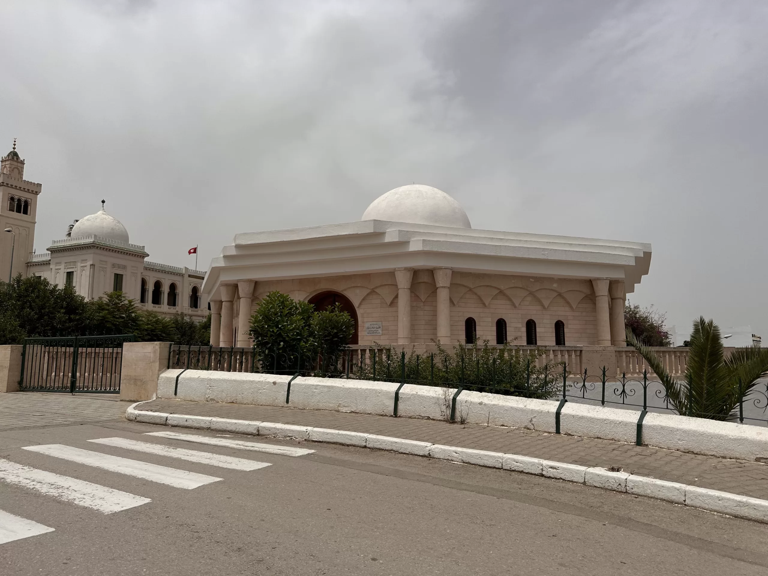 Mausoleo Farhat Hached en Túnez - 20 Lugares turísticos en Túnez