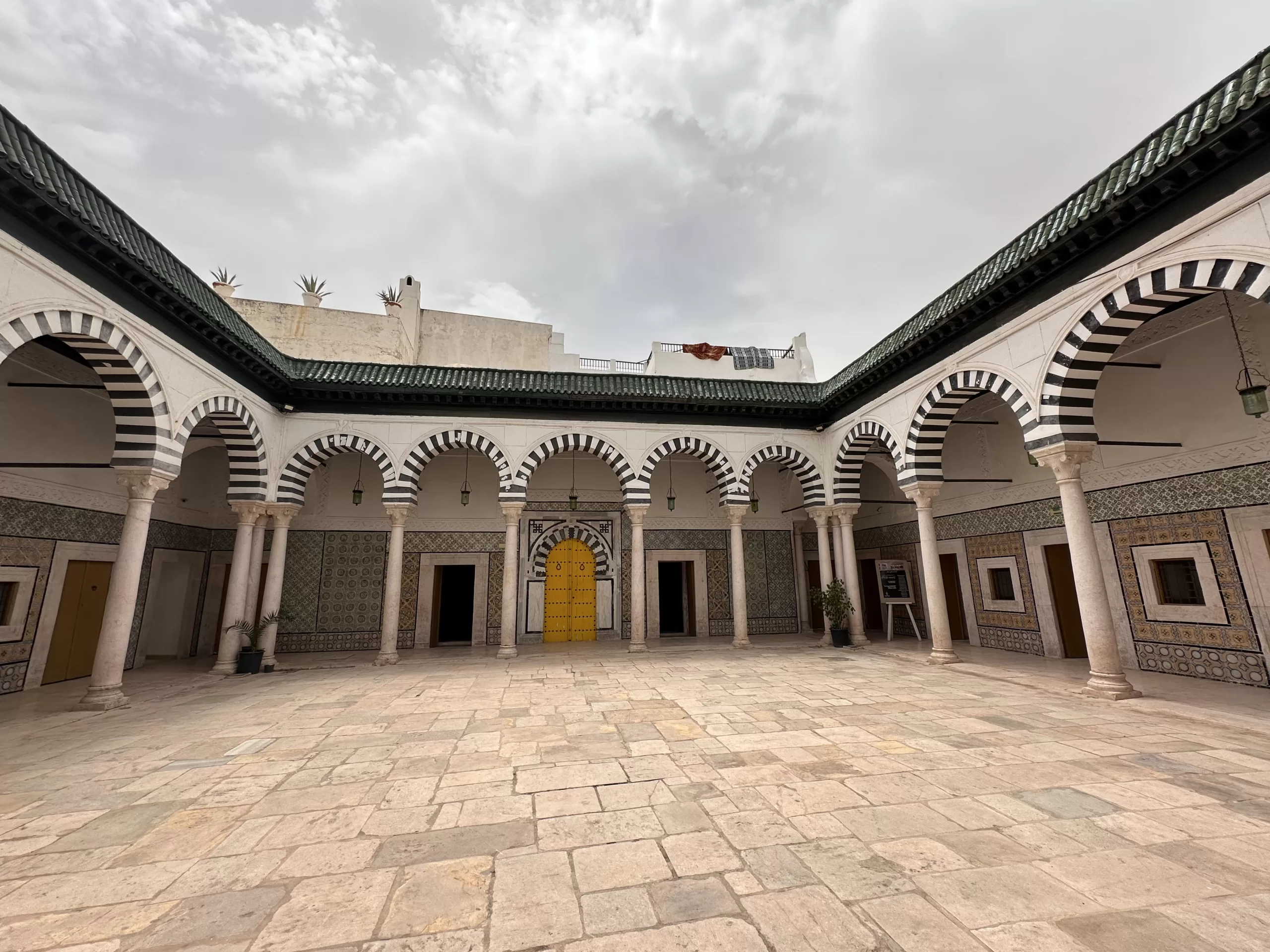 Madrasa de Bir Lahjar en Túnez