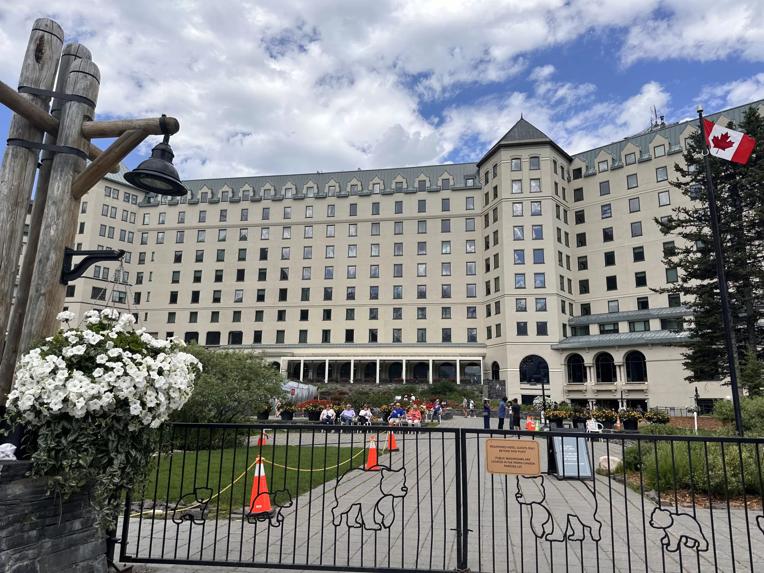 Fairmont Chateau Lake Louise: Lujo con Vistas Incomparables